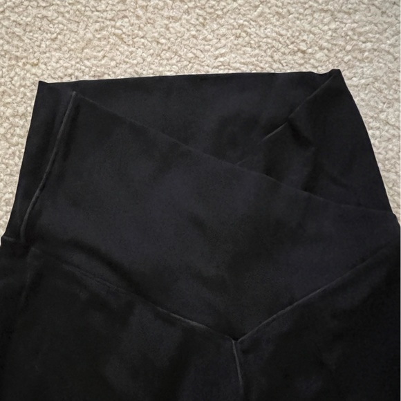 Offline by aerie crossover leggings - Picture 2 of 3